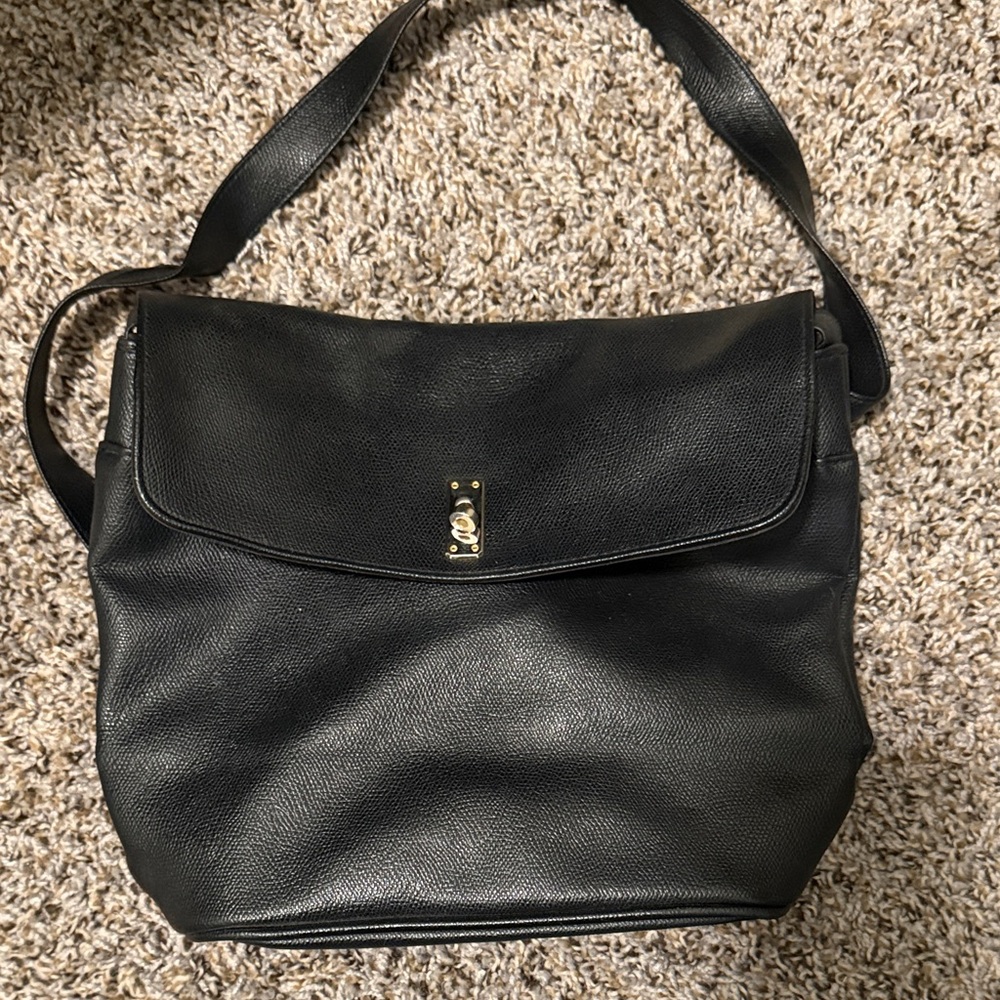 Evan Picone Black Leather Shoulder Bag